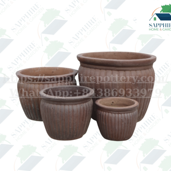 SAP1911229 Set of 4 High-Fired Black Clay Planters with Vertical Ribbed Design